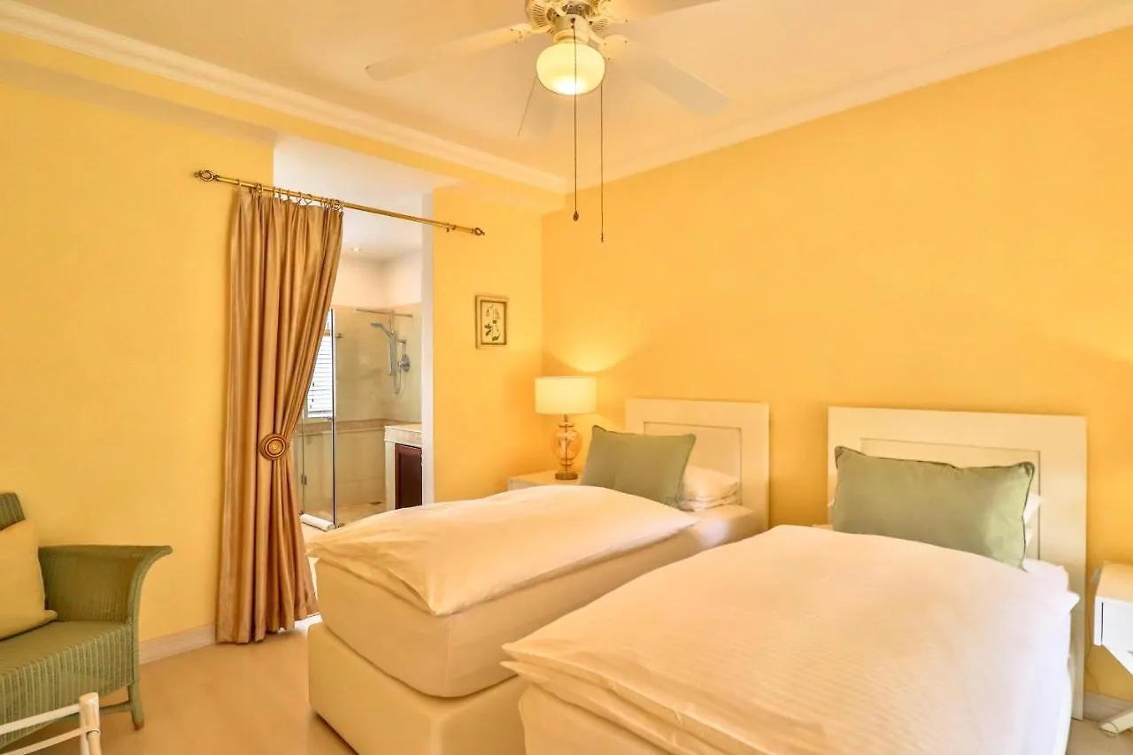 Apricot Gardens Guesthouse Gordons Bay